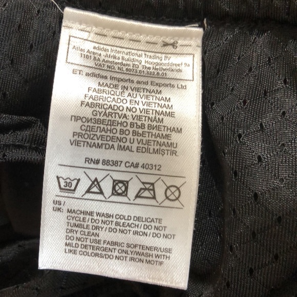 🎉5/$15 🎉 Adidas Shorts (S) - Picture 4 of 7